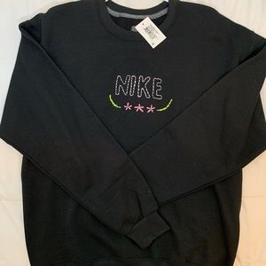 Nike Embroidered Crew Neck